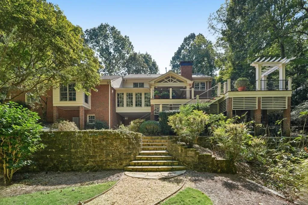 2030 Old Dominion Road, Sandy Springs, Georgia 30350, 5 Bedrooms Bedrooms, ,4 BathroomsBathrooms,Residential,Sold,2030 Old Dominion Road,7469811