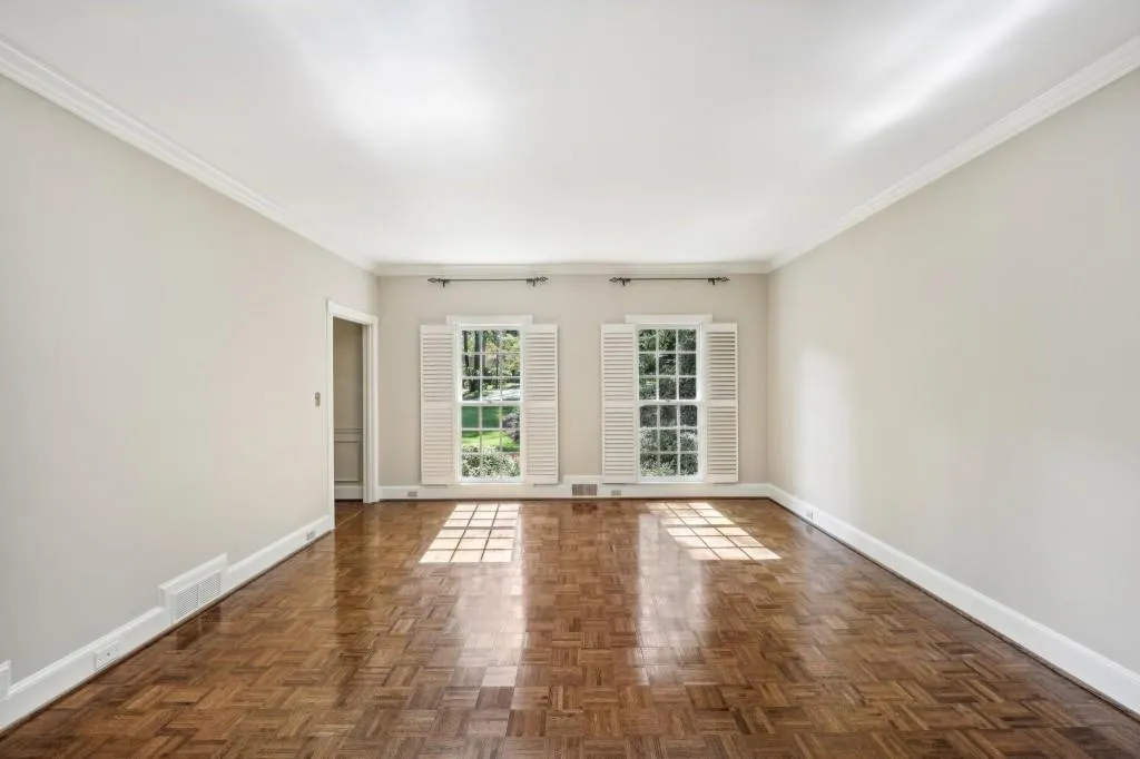 2030 Old Dominion Road, Sandy Springs, Georgia 30350, 5 Bedrooms Bedrooms, ,4 BathroomsBathrooms,Residential,Sold,2030 Old Dominion Road,7469811