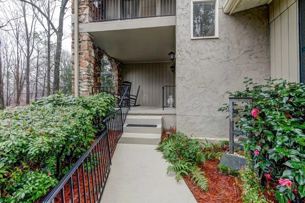 7565 Ball Mill Road, Sandy Springs, Georgia 30350, 4 Bedrooms Bedrooms, ,3 BathroomsBathrooms,Residential,Sold,7565 Ball Mill Road,6115796