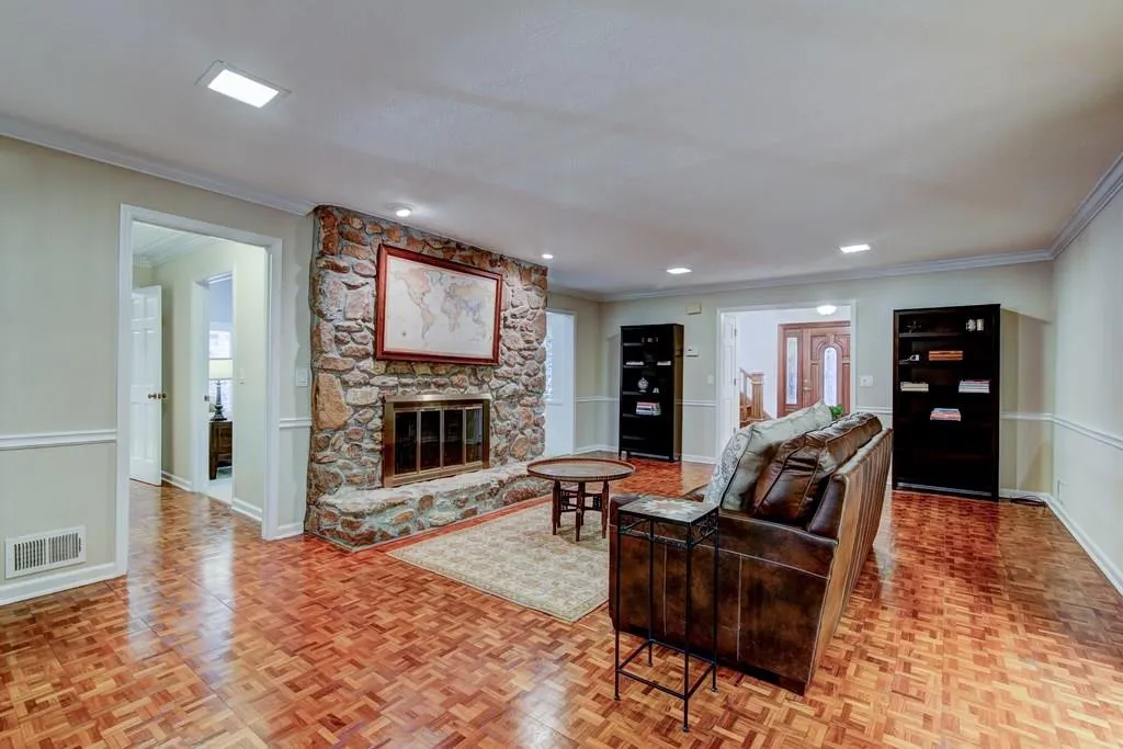 7565 Ball Mill Road, Sandy Springs, Georgia 30350, 4 Bedrooms Bedrooms, ,3 BathroomsBathrooms,Residential,Sold,7565 Ball Mill Road,6115796