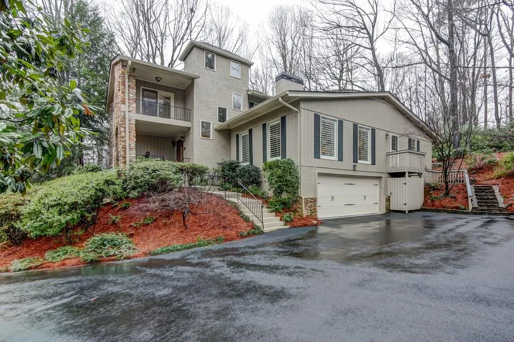 7565 Ball Mill Road, Sandy Springs, Georgia 30350, 4 Bedrooms Bedrooms, ,3 BathroomsBathrooms,Residential,Sold,7565 Ball Mill Road,6115796