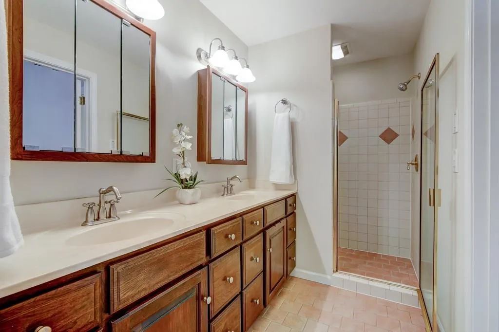 7565 Ball Mill Road, Sandy Springs, Georgia 30350, 4 Bedrooms Bedrooms, ,3 BathroomsBathrooms,Residential,Sold,7565 Ball Mill Road,6115796