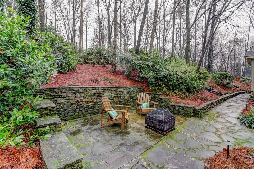 7565 Ball Mill Road, Sandy Springs, Georgia 30350, 4 Bedrooms Bedrooms, ,3 BathroomsBathrooms,Residential,Sold,7565 Ball Mill Road,6115796