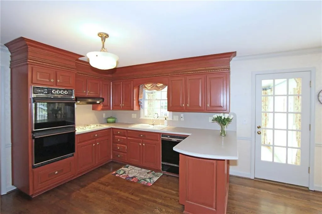 520 Spindlewick Drive, Sandy Springs, Georgia 30350, 4 Bedrooms Bedrooms, ,3 BathroomsBathrooms,Residential,Sold,520 Spindlewick Drive,5671559