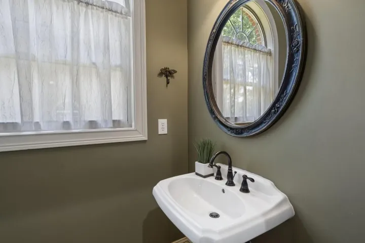 1170