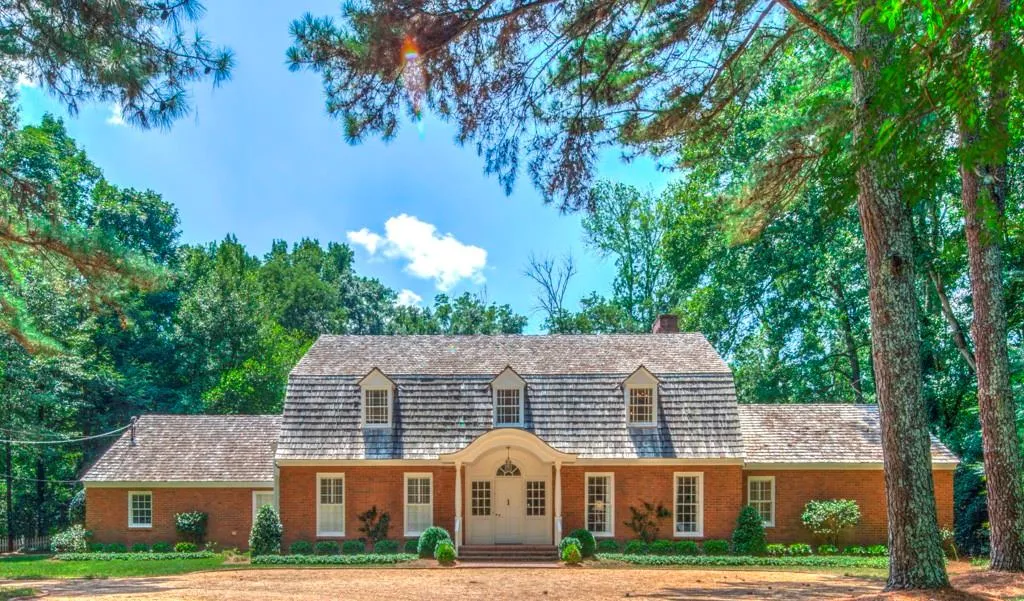 3012 Rivermeade Drive Nw, Atlanta, Georgia 30327, 4 Bedrooms Bedrooms, ,5 BathroomsBathrooms,Residential,Sold,3012 Rivermeade Drive Nw,5592842