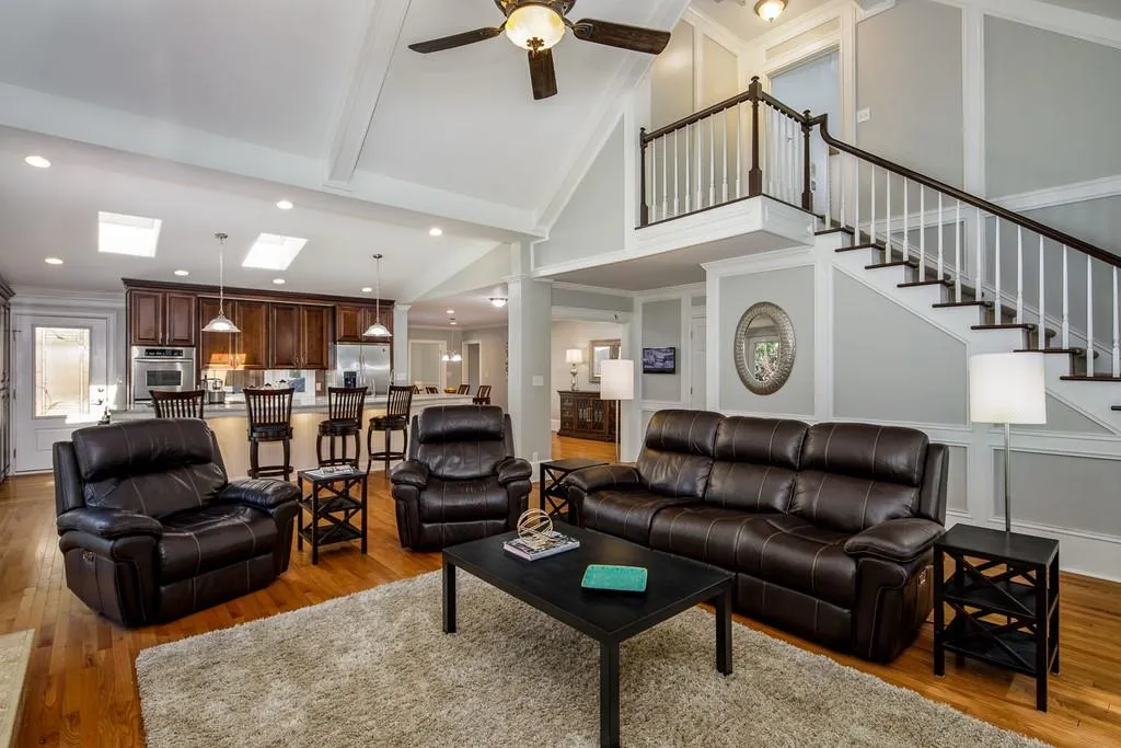 320 Keymar Court, Sandy Springs, Georgia 30350, 5 Bedrooms Bedrooms, ,5 BathroomsBathrooms,Residential,Sold,320 Keymar Court,6793063