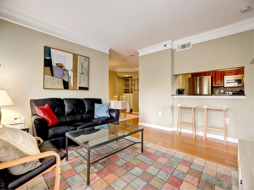 275 13th Street Ne Unit 801, Atlanta, Georgia 30309, 2 Bedrooms Bedrooms, ,2 BathroomsBathrooms,Residential,Sold,275 13th Street Ne Unit 801,5623032