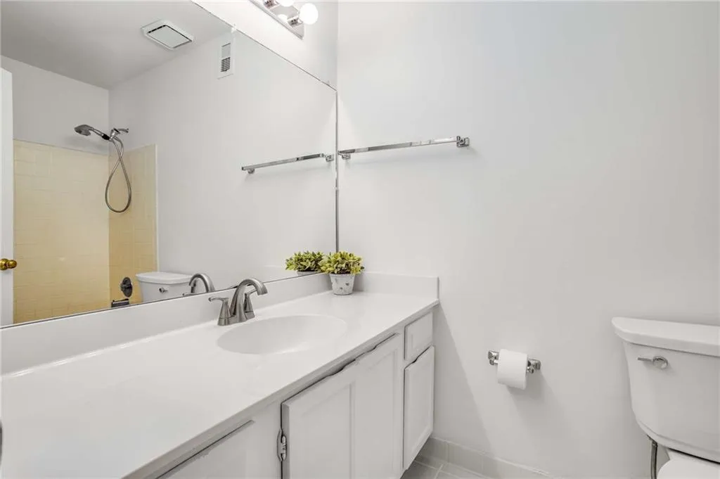 7500 Roswell Road Unit 91, Sandy Springs, Georgia 30350, 2 Bedrooms Bedrooms, ,2 BathroomsBathrooms,Residential,Sold,7500 Roswell Road Unit 91,7215907 7500 Roswell Road Unit 91, Sandy Springs, Georgia 30350, 2 Bedrooms Bedrooms, ,2 BathroomsBathrooms,Residential,Sold,7500 Roswell Road Unit 91,7215907