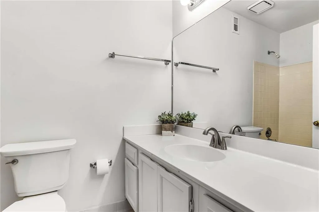 7500 Roswell Road Unit 91, Sandy Springs, Georgia 30350, 2 Bedrooms Bedrooms, ,2 BathroomsBathrooms,Residential,Sold,7500 Roswell Road Unit 91,7215907 7500 Roswell Road Unit 91, Sandy Springs, Georgia 30350, 2 Bedrooms Bedrooms, ,2 BathroomsBathrooms,Residential,Sold,7500 Roswell Road Unit 91,7215907