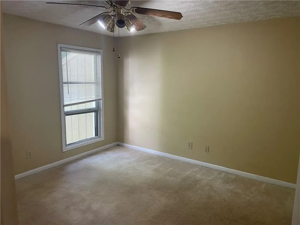 5155 Roswell Road Unit 9, Atlanta, Georgia 30342, 1 Bedroom Bedrooms, ,1 BathroomBathrooms,Residential,Sold,5155 Roswell Road Unit 9,6930733