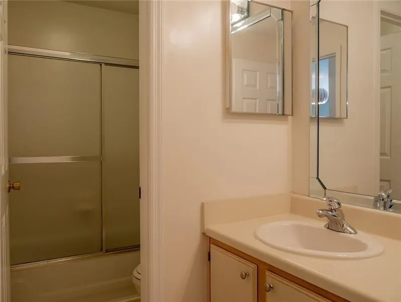 Georgia 30328, ,1 BathroomBathrooms,Residential,Sold,6073229
