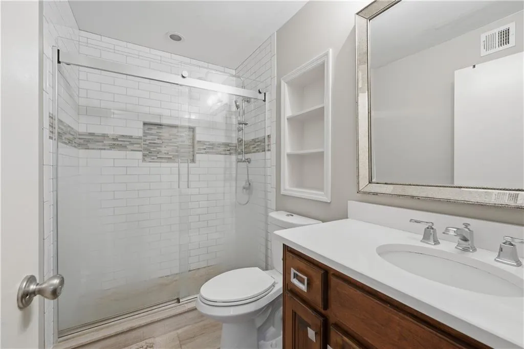 1804 Huntingdon Unit 1804, Atlanta, Georgia 30350, 2 Bedrooms Bedrooms, ,2 BathroomsBathrooms,Residential,For Sale,1804 Huntingdon Unit 1804,7716992