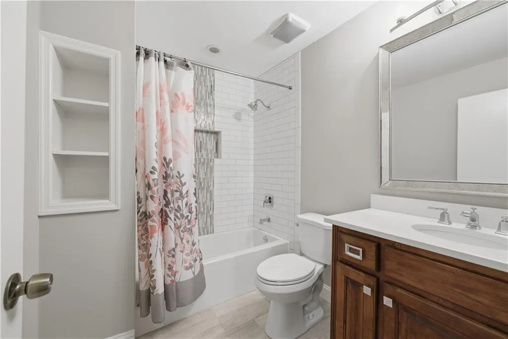 1804 Huntingdon Unit 1804, Atlanta, Georgia 30350, 2 Bedrooms Bedrooms, ,2 BathroomsBathrooms,Residential,For Sale,1804 Huntingdon Unit 1804,7716992