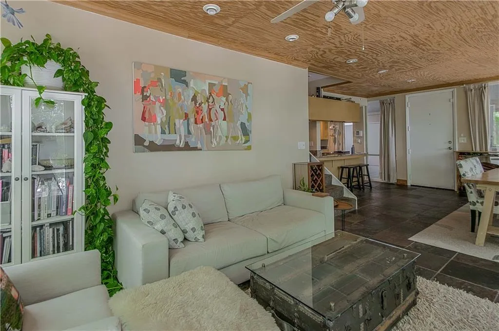 287 14th Street Nw Unit 19, Atlanta, Georgia 30318, 2 Bedrooms Bedrooms, ,1 BathroomBathrooms,Residential,Sold,287 14th Street Nw Unit 19,6004702
