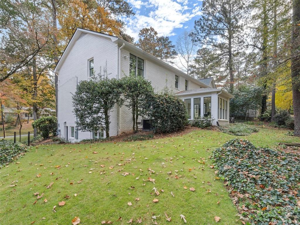 6266 Mountain Brook Way, Sandy Springs, Georgia 30328, 6 Bedrooms Bedrooms, ,6 BathroomsBathrooms,Residential,Sold,6266 Mountain Brook Way,7302652