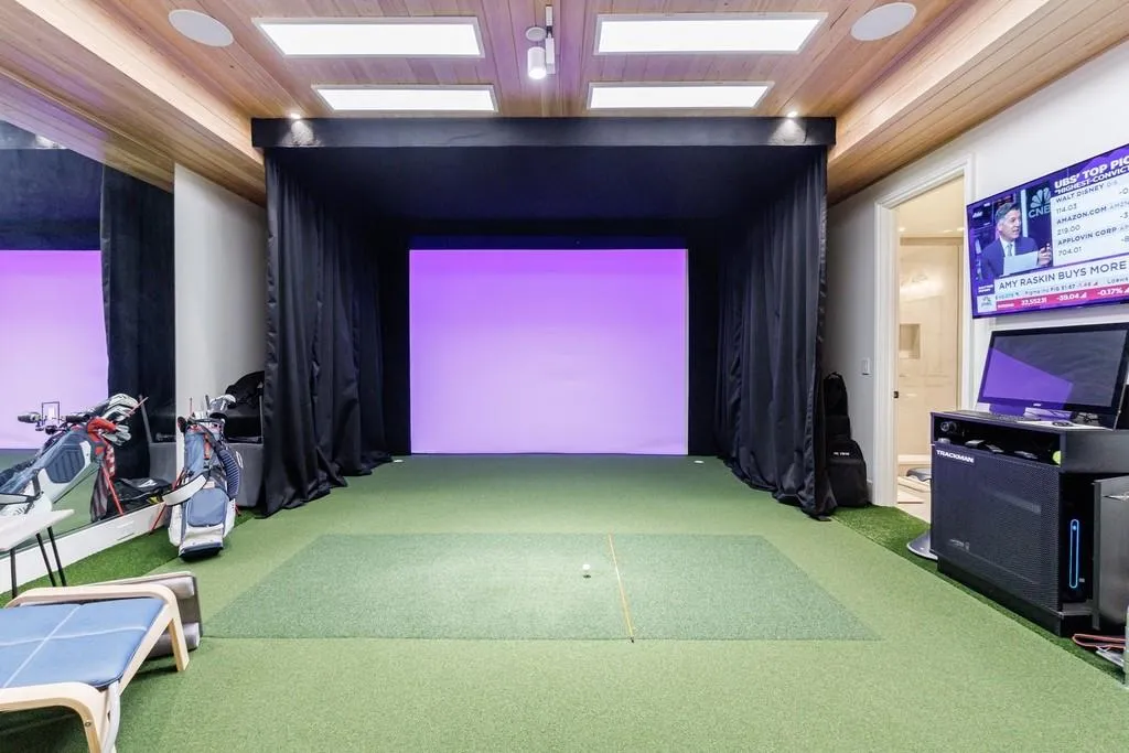 golf simulator
