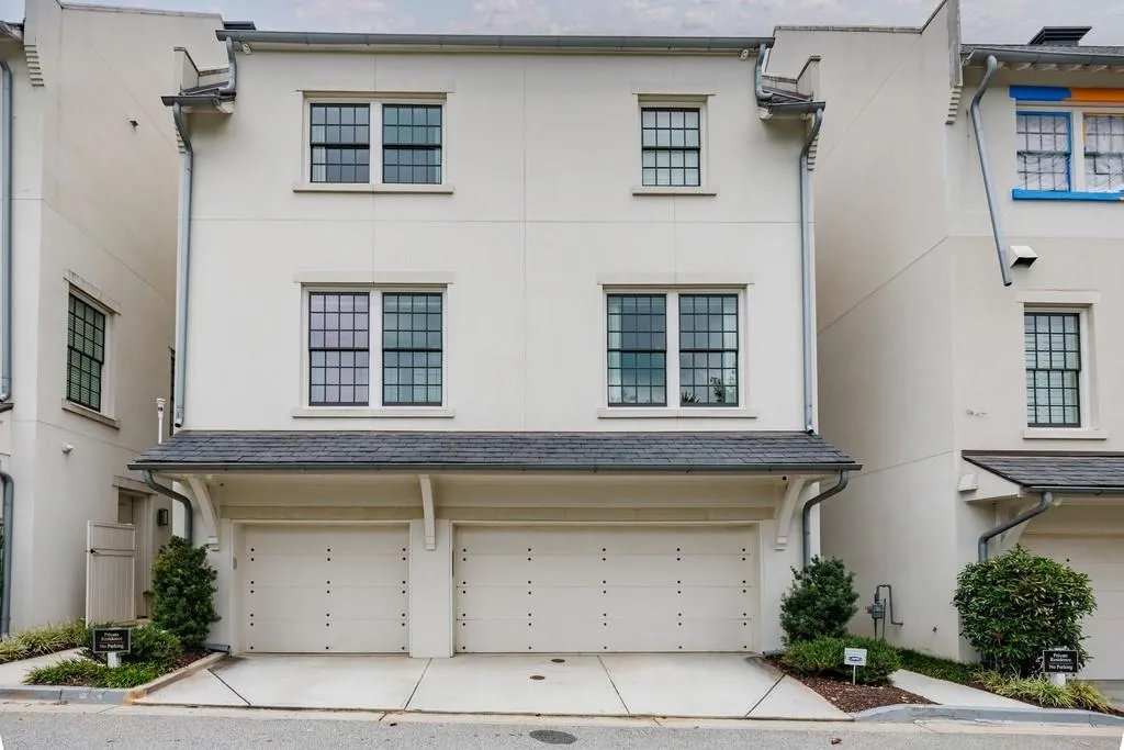 209 Dovecrest Drive, Atlanta, Georgia 30305, 4 Bedrooms Bedrooms, ,5 BathroomsBathrooms,Residential,For Sale,209 Dovecrest Drive,7658459