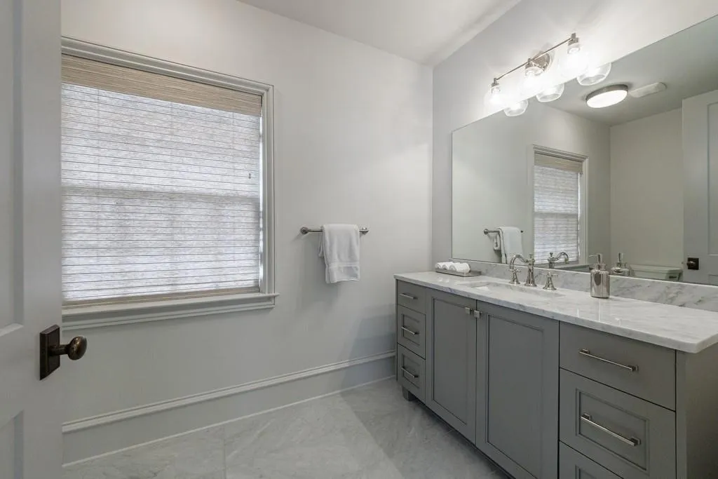 209 Dovecrest Drive, Atlanta, Georgia 30305, 4 Bedrooms Bedrooms, ,5 BathroomsBathrooms,Residential,For Sale,209 Dovecrest Drive,7658459