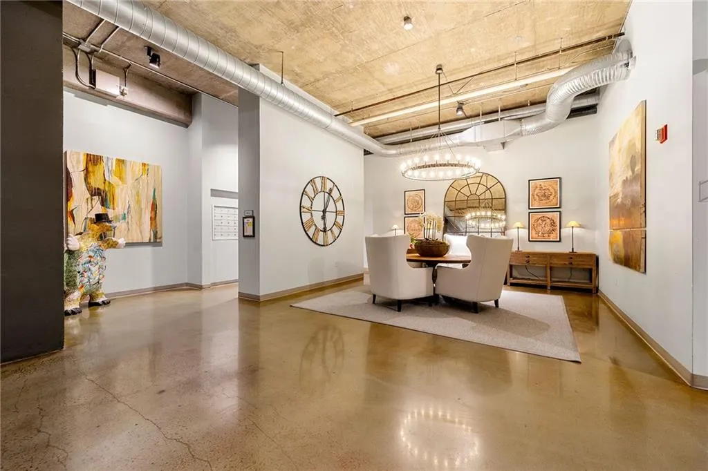 Atlanta, Georgia 30328, 2 Bedrooms Bedrooms, ,2 BathroomsBathrooms,Residential,Sold,7443352