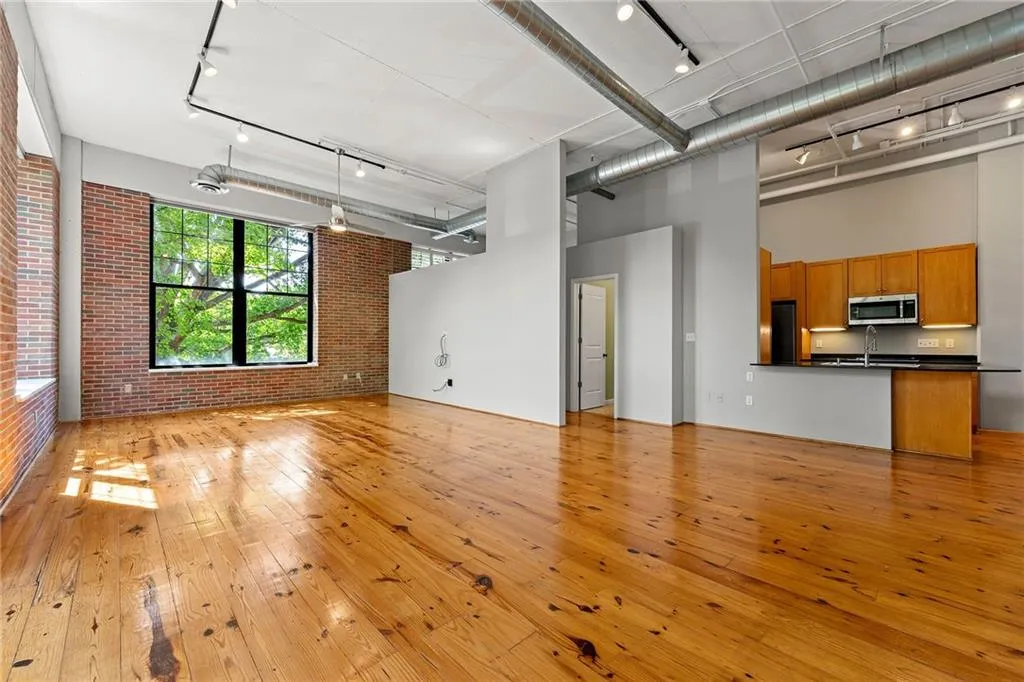 Atlanta, Georgia 30328, 2 Bedrooms Bedrooms, ,2 BathroomsBathrooms,Residential,Sold,7443352