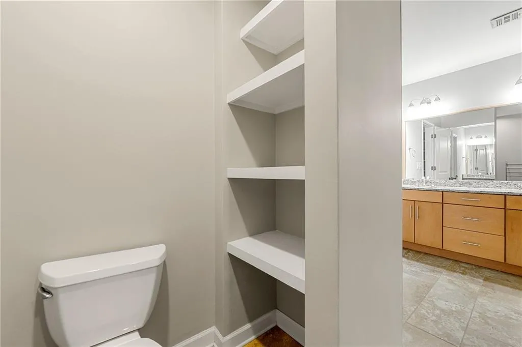 Atlanta, Georgia 30328, 2 Bedrooms Bedrooms, ,2 BathroomsBathrooms,Residential,Sold,7443352