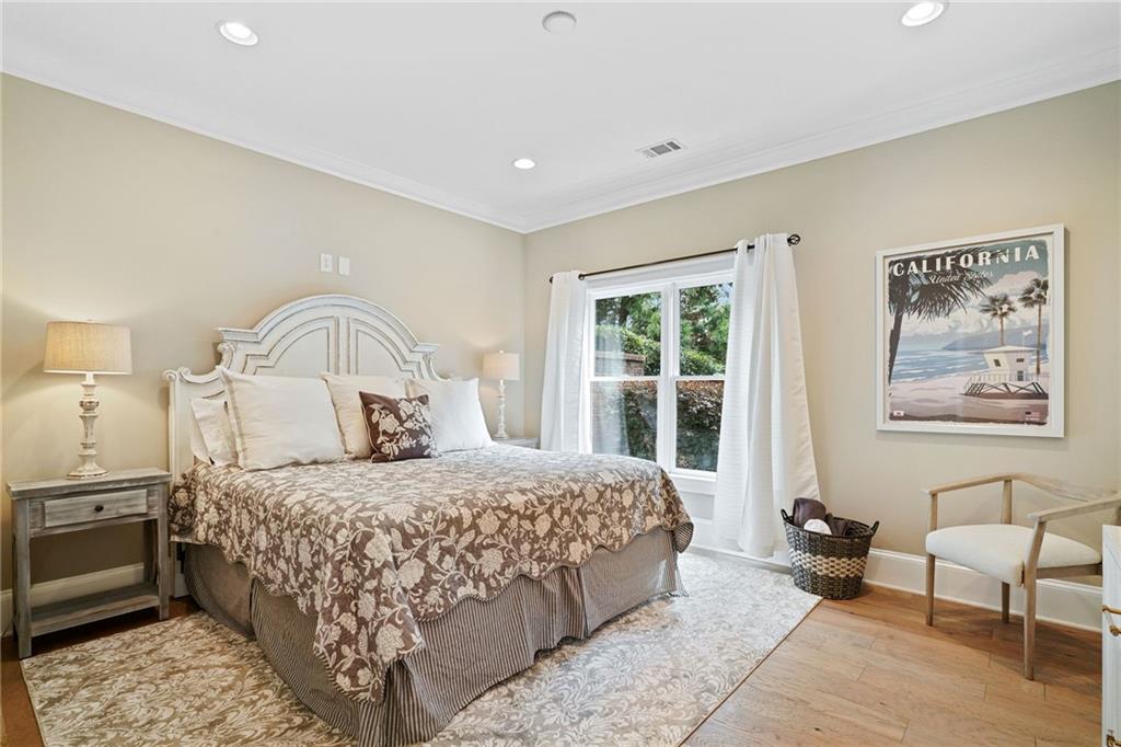 865 Glengate Place, Sandy Springs, Georgia 30328, 6 Bedrooms Bedrooms, ,6 BathroomsBathrooms,Residential,Sold,865 Glengate Place,7345841