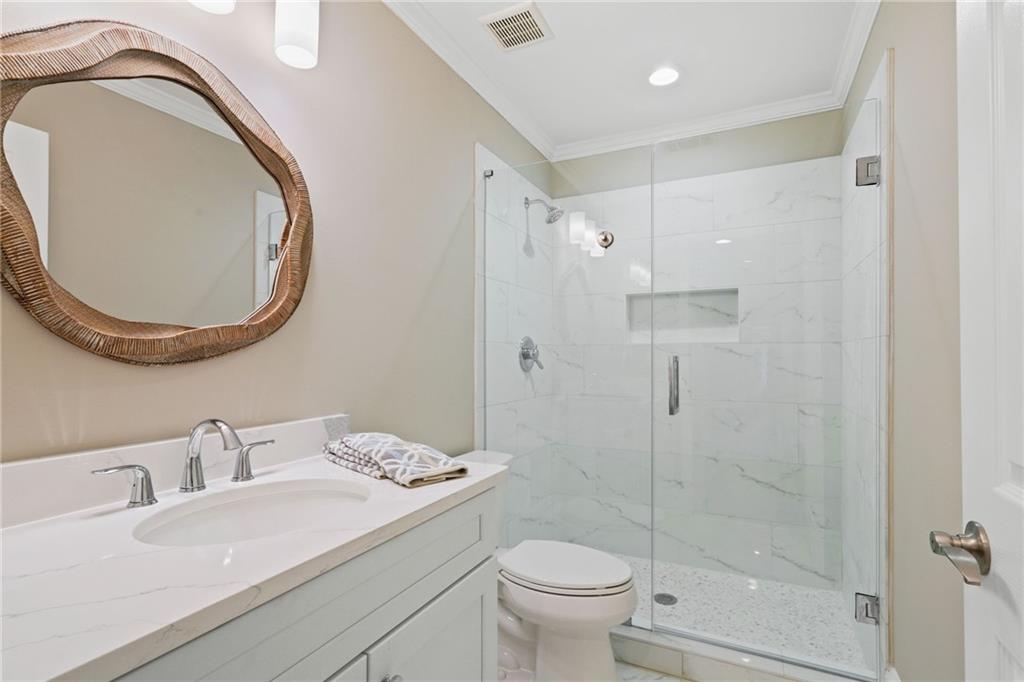 865 Glengate Place, Sandy Springs, Georgia 30328, 6 Bedrooms Bedrooms, ,6 BathroomsBathrooms,Residential,Sold,865 Glengate Place,7345841