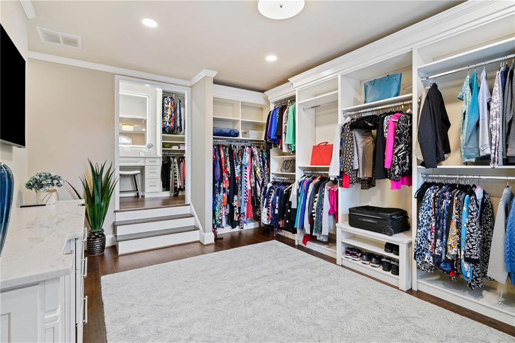 865 Glengate Place, Sandy Springs, Georgia 30328, 6 Bedrooms Bedrooms, ,6 BathroomsBathrooms,Residential,Sold,865 Glengate Place,7345841