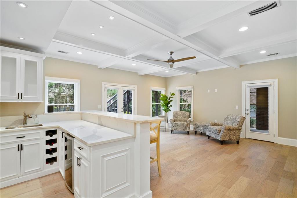 865 Glengate Place, Sandy Springs, Georgia 30328, 6 Bedrooms Bedrooms, ,6 BathroomsBathrooms,Residential,Sold,865 Glengate Place,7345841