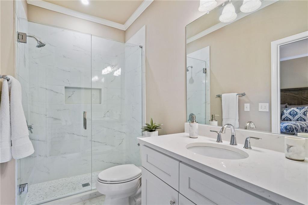 865 Glengate Place, Sandy Springs, Georgia 30328, 6 Bedrooms Bedrooms, ,6 BathroomsBathrooms,Residential,Sold,865 Glengate Place,7345841