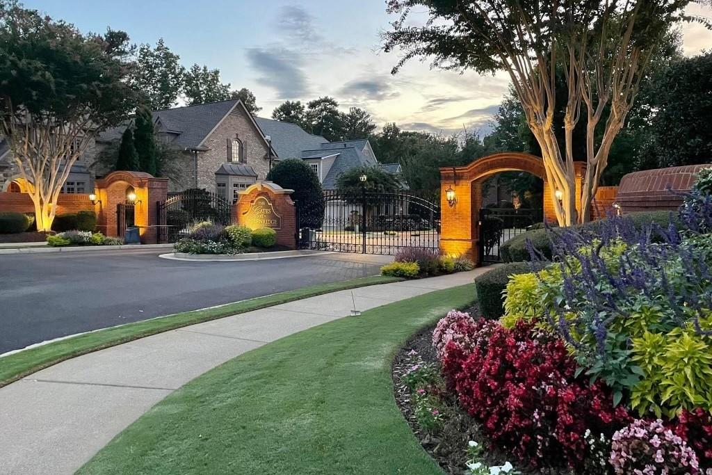 865 Glengate Place, Sandy Springs, Georgia 30328, 6 Bedrooms Bedrooms, ,6 BathroomsBathrooms,Residential,Sold,865 Glengate Place,7345841