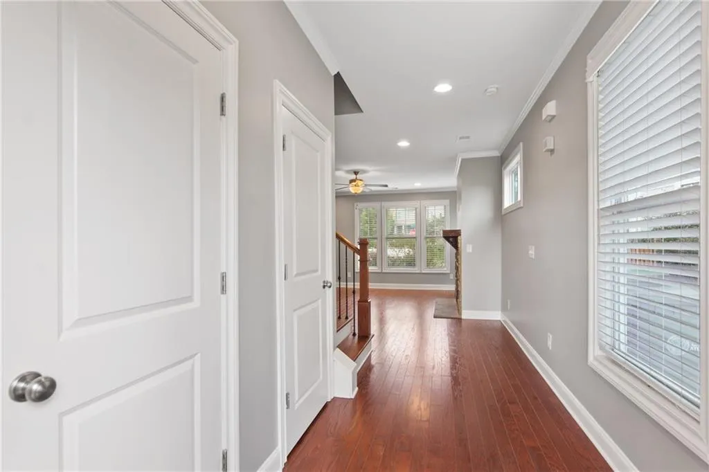 1946 Jeffery Road Nw, Atlanta, Georgia 30318, 5 Bedrooms Bedrooms, ,3 BathroomsBathrooms,Residential,For Sale,1946 Jeffery Road Nw,7639936
