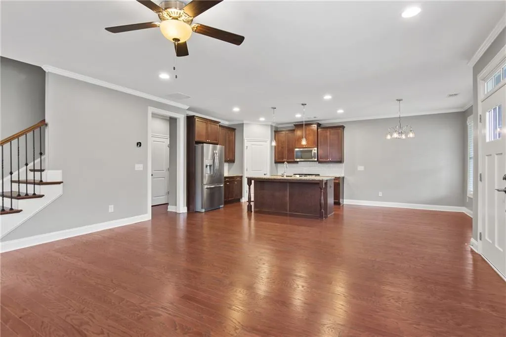 1946 Jeffery Road Nw, Atlanta, Georgia 30318, 5 Bedrooms Bedrooms, ,3 BathroomsBathrooms,Residential,For Sale,1946 Jeffery Road Nw,7639936