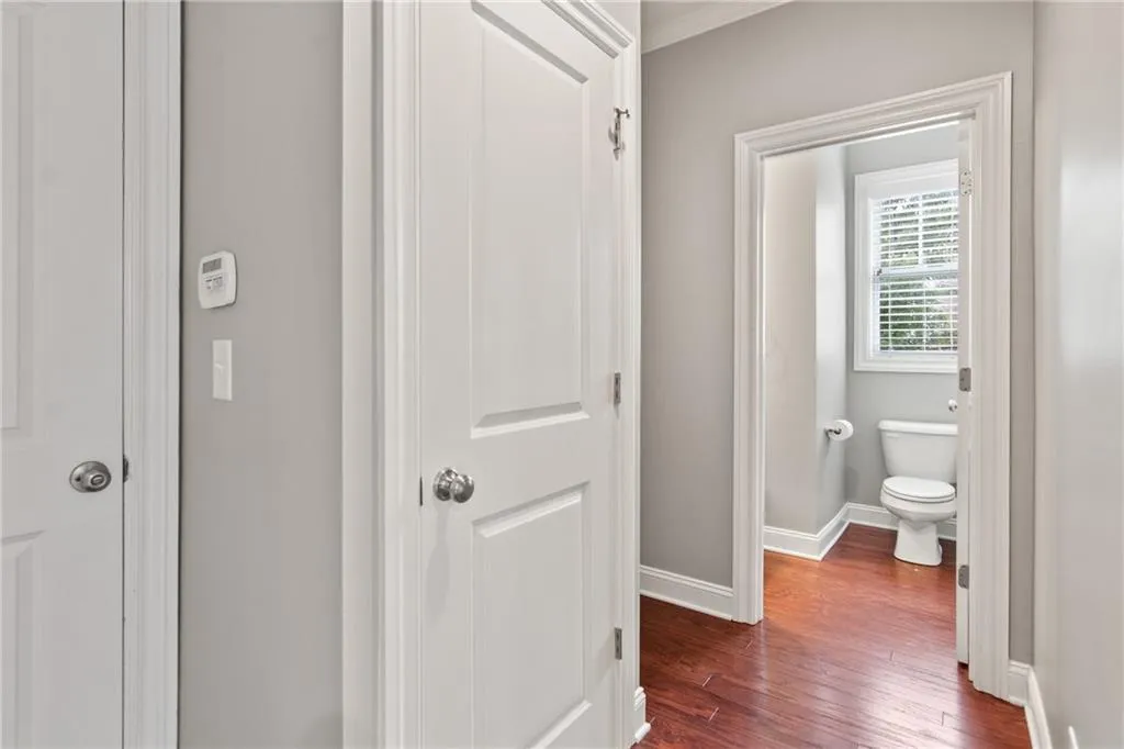 1946 Jeffery Road Nw, Atlanta, Georgia 30318, 5 Bedrooms Bedrooms, ,3 BathroomsBathrooms,Residential,For Sale,1946 Jeffery Road Nw,7639936