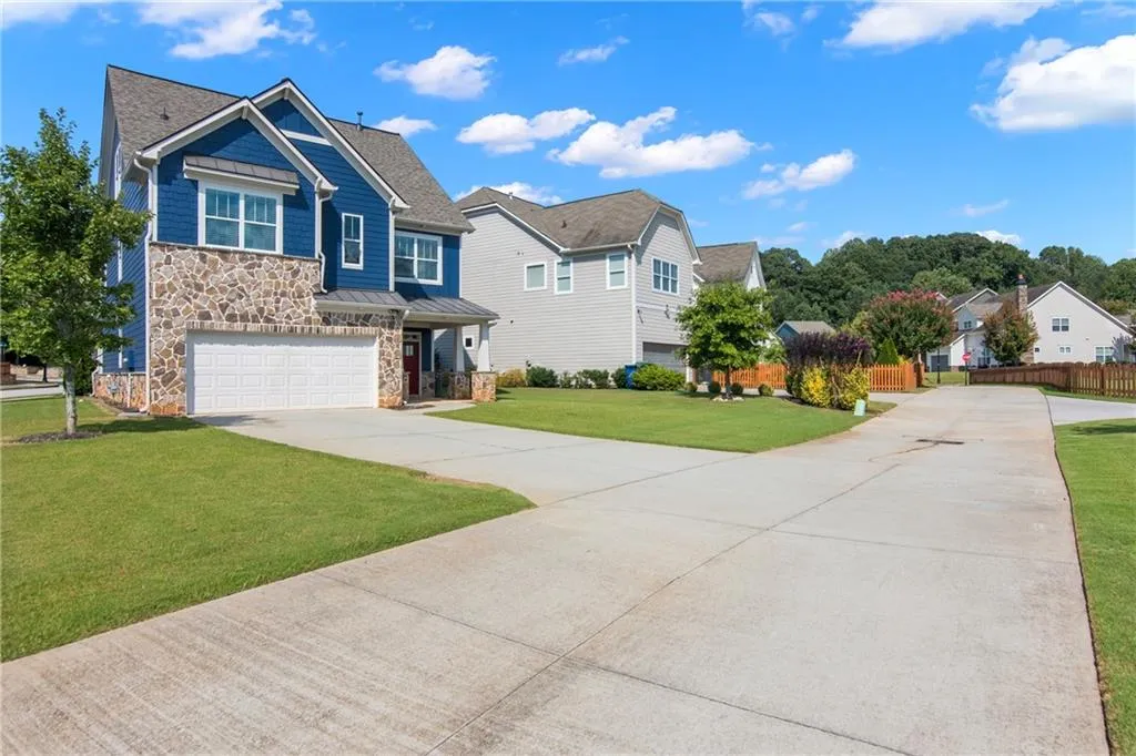 1946 Jeffery Road Nw, Atlanta, Georgia 30318, 5 Bedrooms Bedrooms, ,3 BathroomsBathrooms,Residential,For Sale,1946 Jeffery Road Nw,7639936
