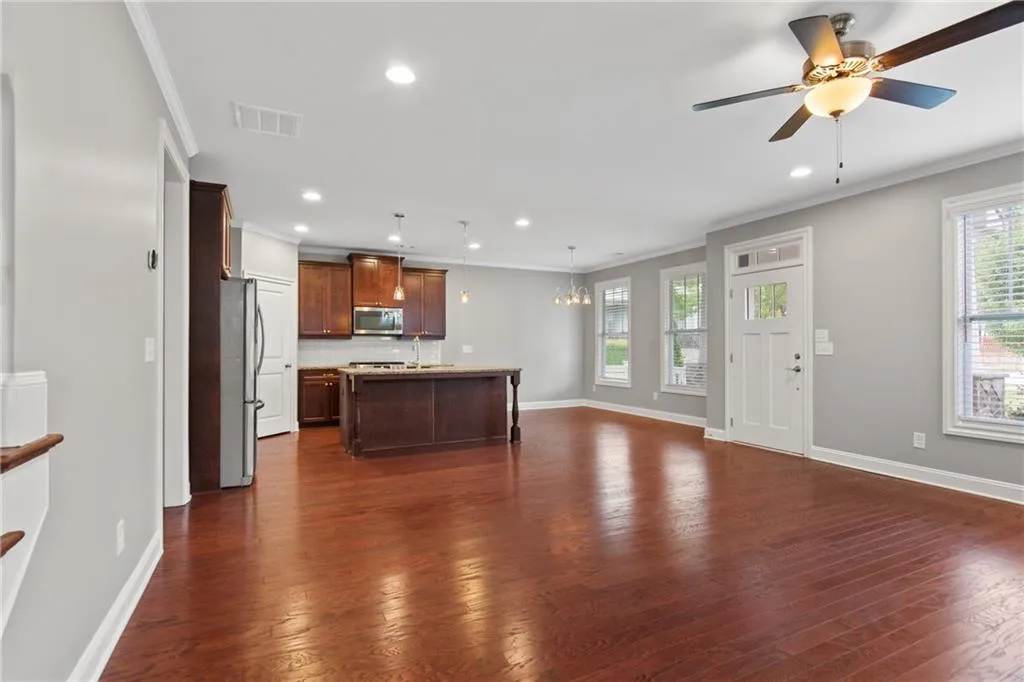 1946 Jeffery Road Nw, Atlanta, Georgia 30318, 5 Bedrooms Bedrooms, ,3 BathroomsBathrooms,Residential,For Sale,1946 Jeffery Road Nw,7639936