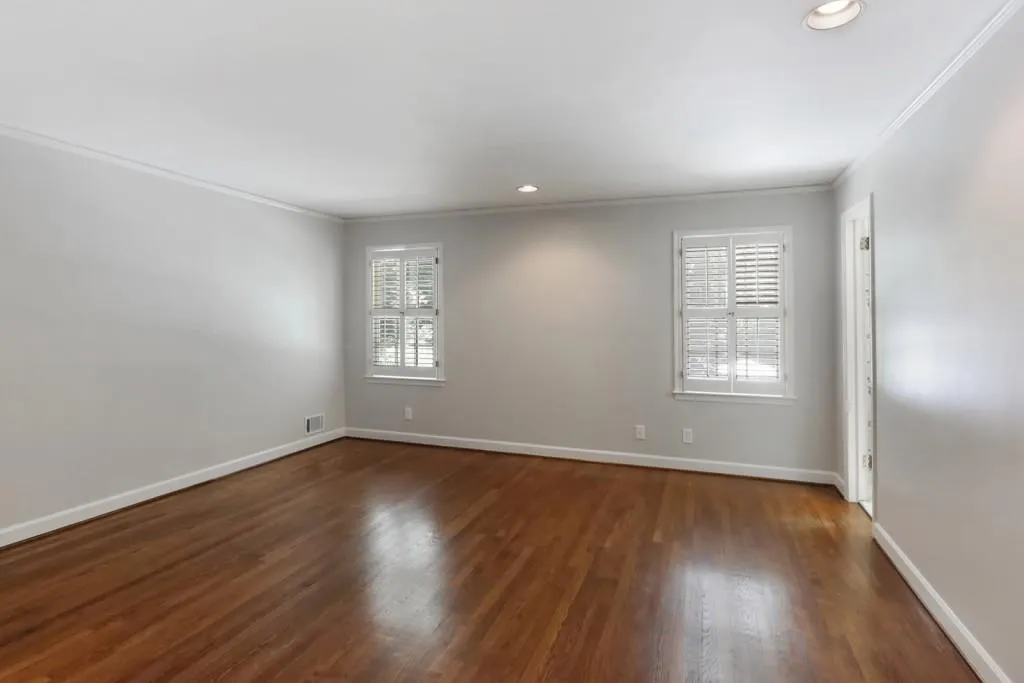 280 Riverhill Drive, Sandy Springs, Georgia 30328, 3 Bedrooms Bedrooms, ,3 BathroomsBathrooms,Residential,Sold,280 Riverhill Drive,6612619