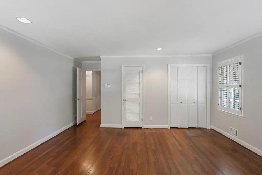 280 Riverhill Drive, Sandy Springs, Georgia 30328, 3 Bedrooms Bedrooms, ,3 BathroomsBathrooms,Residential,Sold,280 Riverhill Drive,6612619