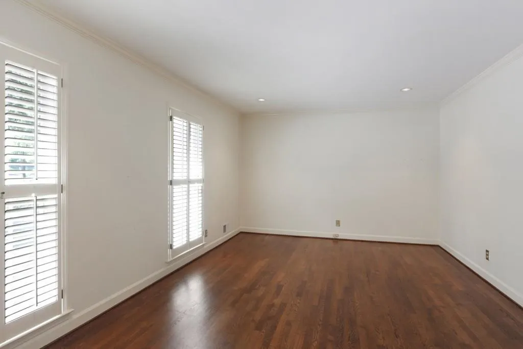 280 Riverhill Drive, Sandy Springs, Georgia 30328, 3 Bedrooms Bedrooms, ,3 BathroomsBathrooms,Residential,Sold,280 Riverhill Drive,6612619