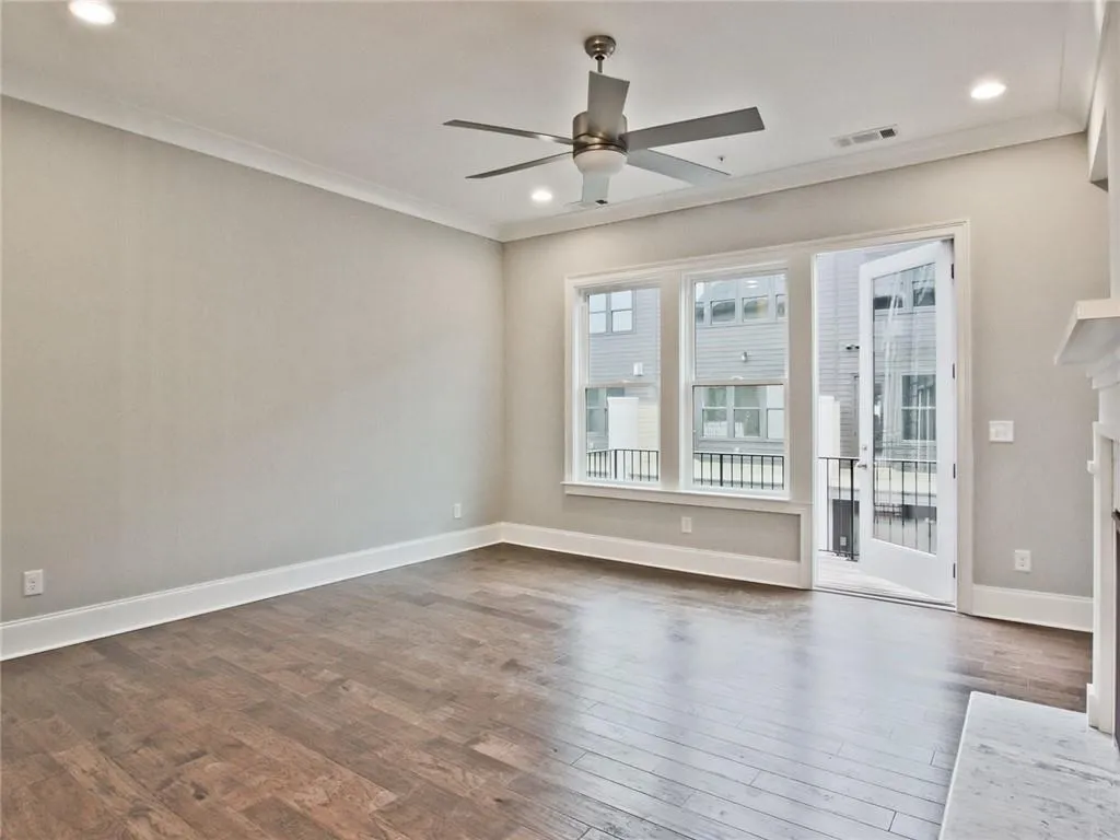 6686 Sterling Drive Unit 664, Sandy Springs, Georgia 30328, 3 Bedrooms Bedrooms, ,3 BathroomsBathrooms,Residential,Sold,6686 Sterling Drive Unit 664,6899648
