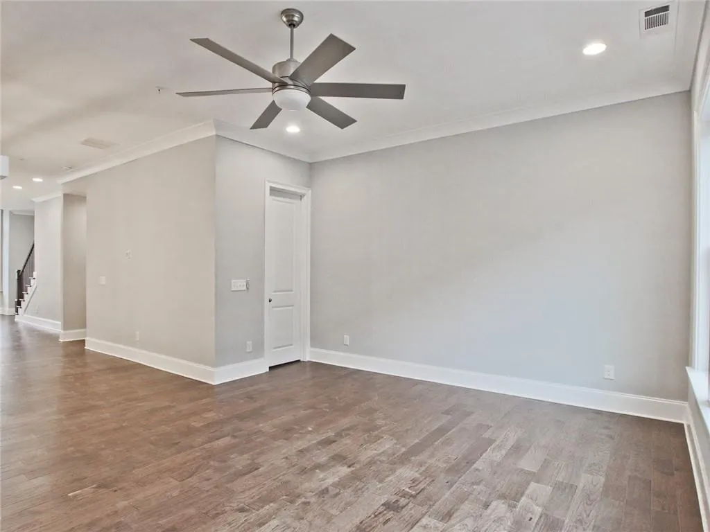 6686 Sterling Drive Unit 664, Sandy Springs, Georgia 30328, 3 Bedrooms Bedrooms, ,3 BathroomsBathrooms,Residential,Sold,6686 Sterling Drive Unit 664,6899648