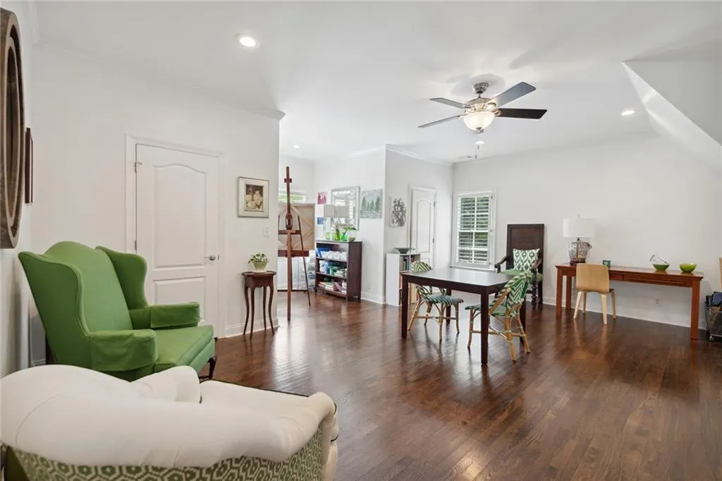 730 Estate Way, Atlanta, Georgia 30319, 6 Bedrooms Bedrooms, ,6 BathroomsBathrooms,Residential,Sold,730 Estate Way,7078057