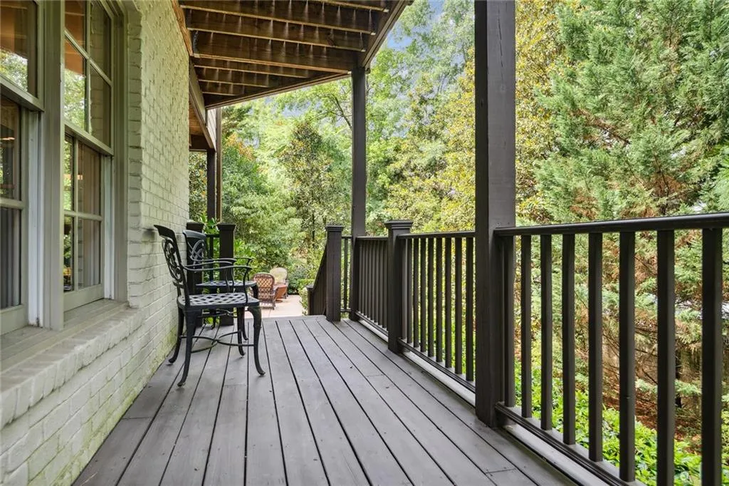 730 Estate Way, Atlanta, Georgia 30319, 6 Bedrooms Bedrooms, ,6 BathroomsBathrooms,Residential,Sold,730 Estate Way,7078057