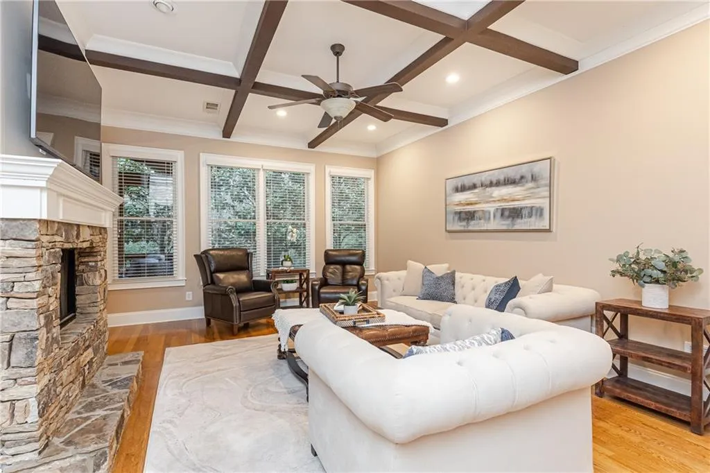 256 Mount Vernon Cove, Atlanta, Georgia 30328, 5 Bedrooms Bedrooms, ,5 BathroomsBathrooms,Residential,Sold,256 Mount Vernon Cove,7005678