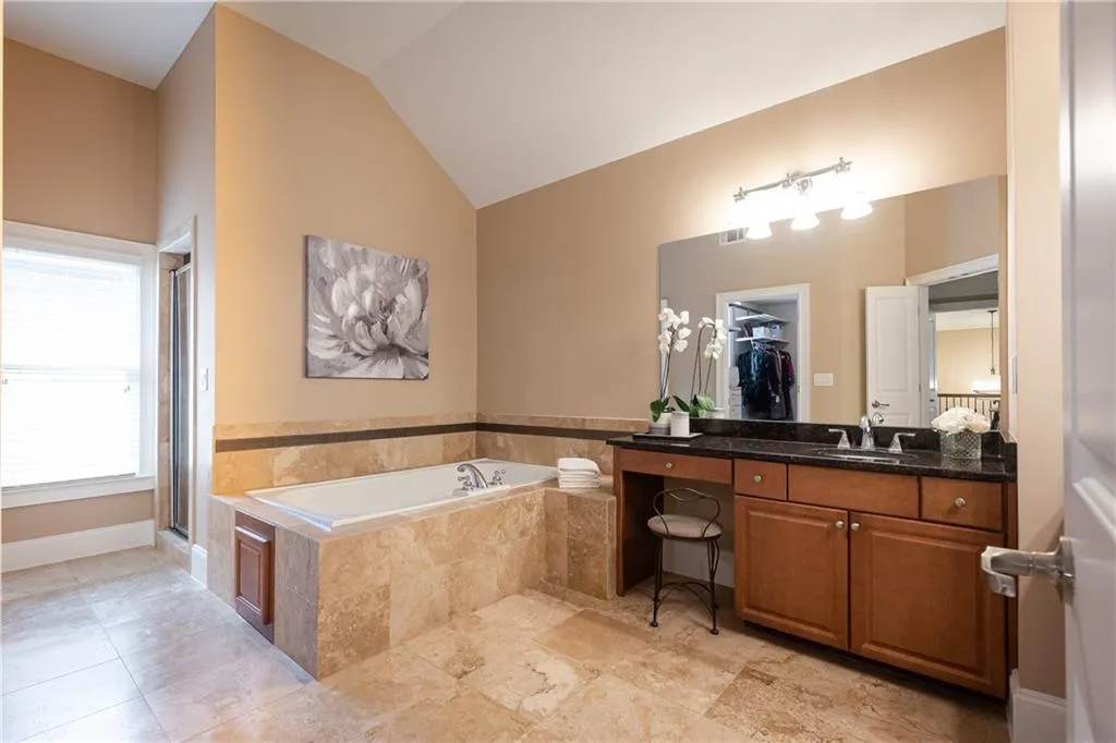 256 Mount Vernon Cove, Atlanta, Georgia 30328, 5 Bedrooms Bedrooms, ,5 BathroomsBathrooms,Residential,Sold,256 Mount Vernon Cove,7005678