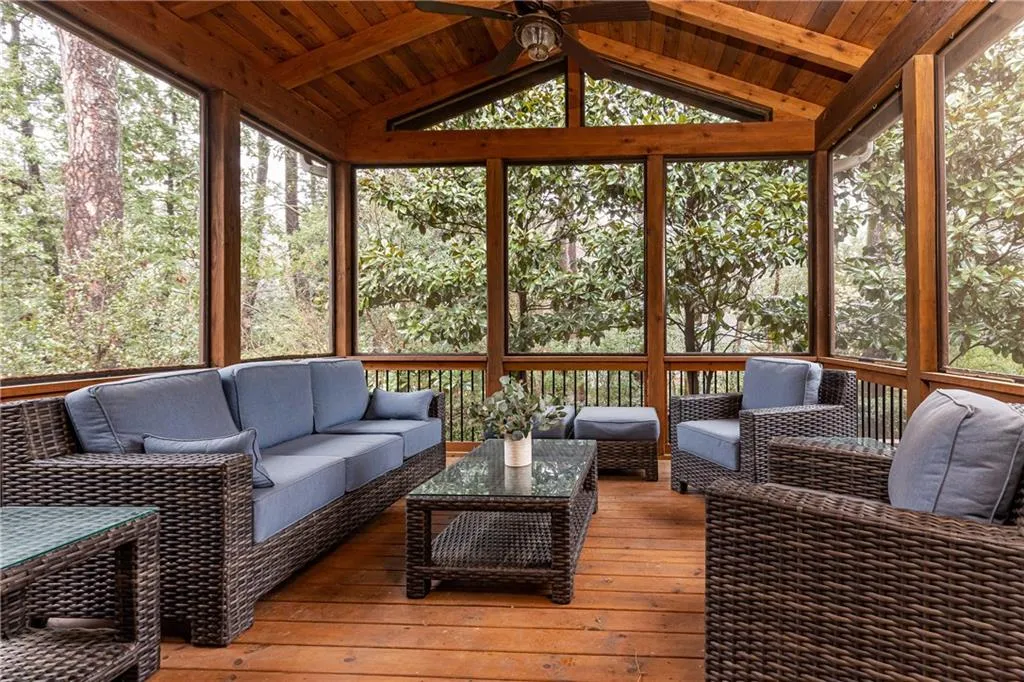 256 Mount Vernon Cove, Atlanta, Georgia 30328, 5 Bedrooms Bedrooms, ,5 BathroomsBathrooms,Residential,Sold,256 Mount Vernon Cove,7005678