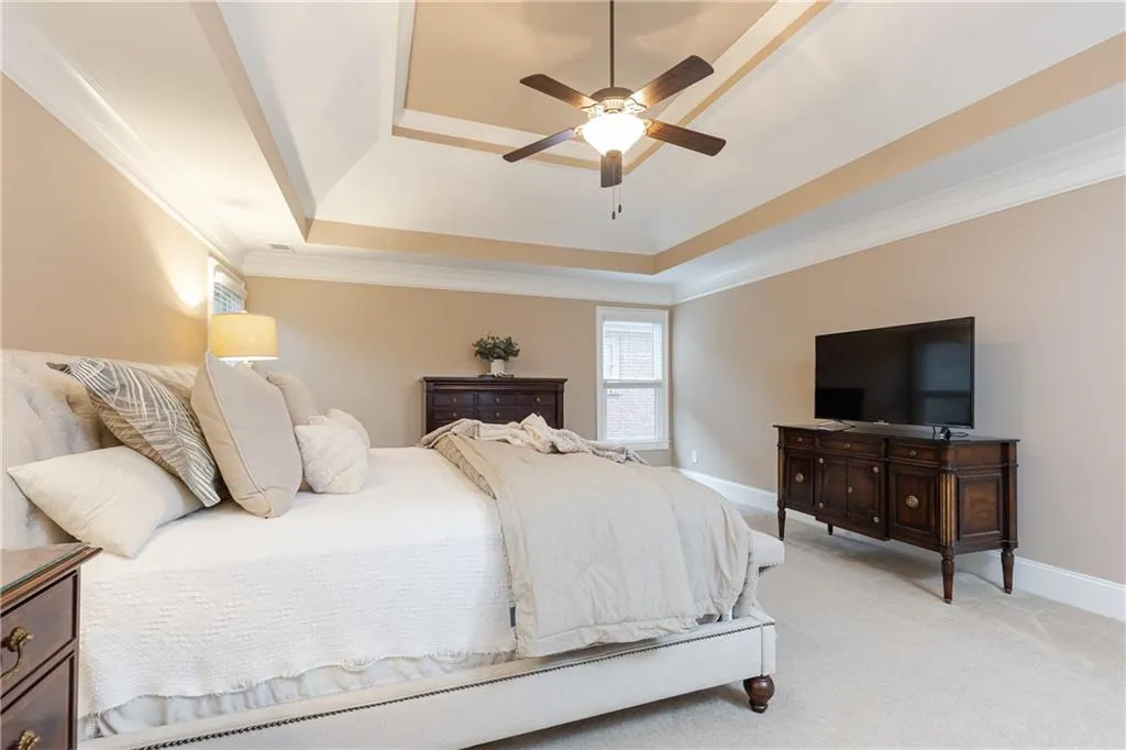 256 Mount Vernon Cove, Atlanta, Georgia 30328, 5 Bedrooms Bedrooms, ,5 BathroomsBathrooms,Residential,Sold,256 Mount Vernon Cove,7005678
