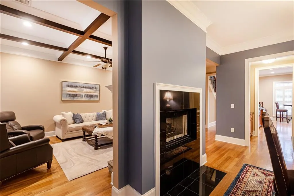 256 Mount Vernon Cove, Atlanta, Georgia 30328, 5 Bedrooms Bedrooms, ,5 BathroomsBathrooms,Residential,Sold,256 Mount Vernon Cove,7005678