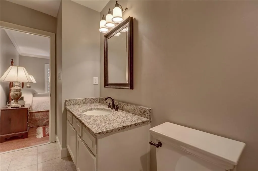7500 Roswell Road Unit 105, Sandy Springs, Georgia 30350, 2 Bedrooms Bedrooms, ,2 BathroomsBathrooms,Residential,Sold,7500 Roswell Road Unit 105,5988622